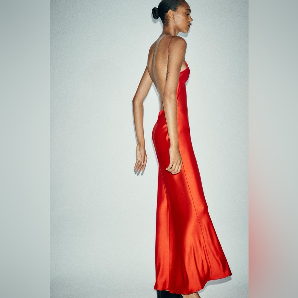 ๐(NWOT) ZARA Bloggers Fav Open Back Satin Maxi Dress in Red. Size SMALL - Picture 14 of 16